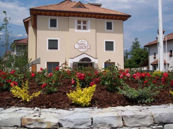 Hotel Ristorante La Casona Фельтре Экстерьер фото